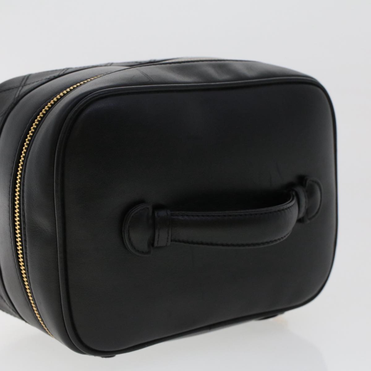 CHANEL Vanity Cosmetic Pouch Lamb Skin Black CC Auth 49400A