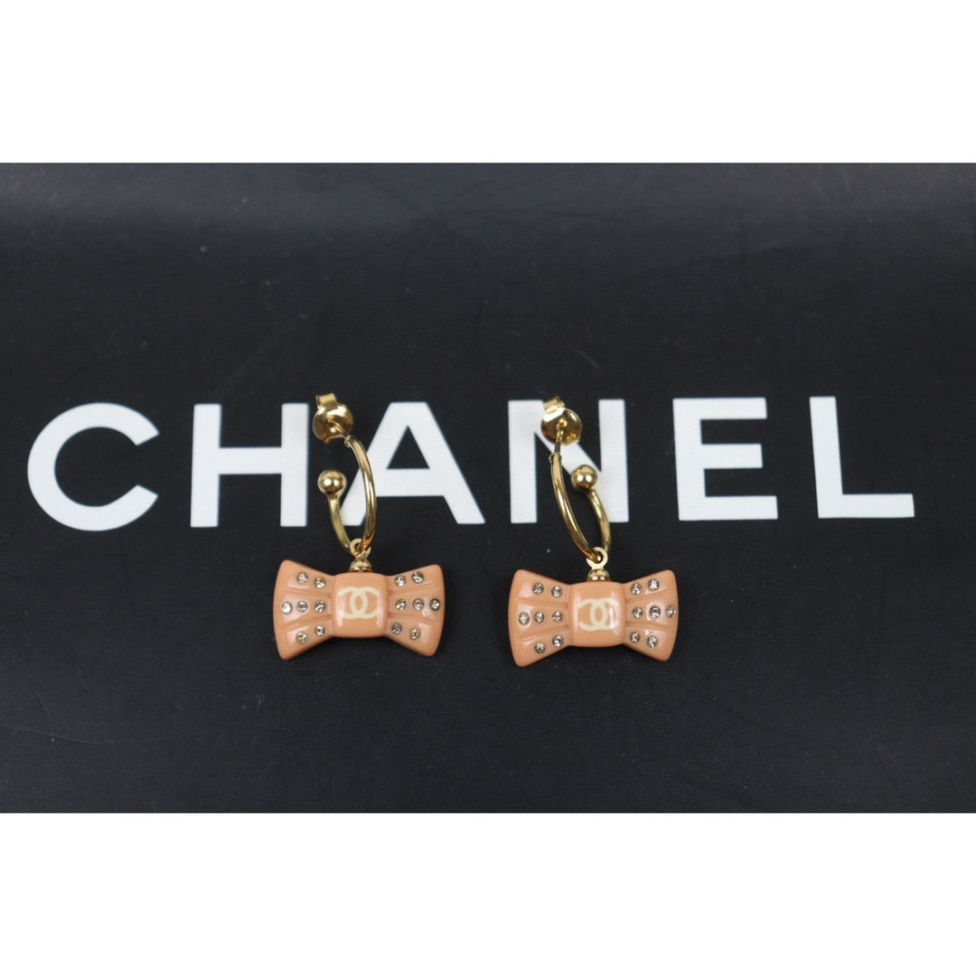 Very Good ( Rank A) ｜CHANEL COCO Mark Bow tie Rhinestone Earrings｜Q25032712