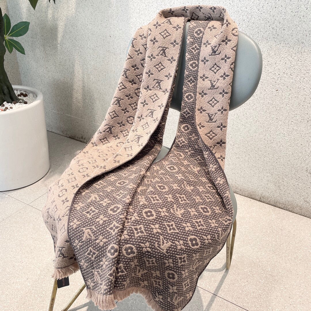 Louis Vuitton scarf