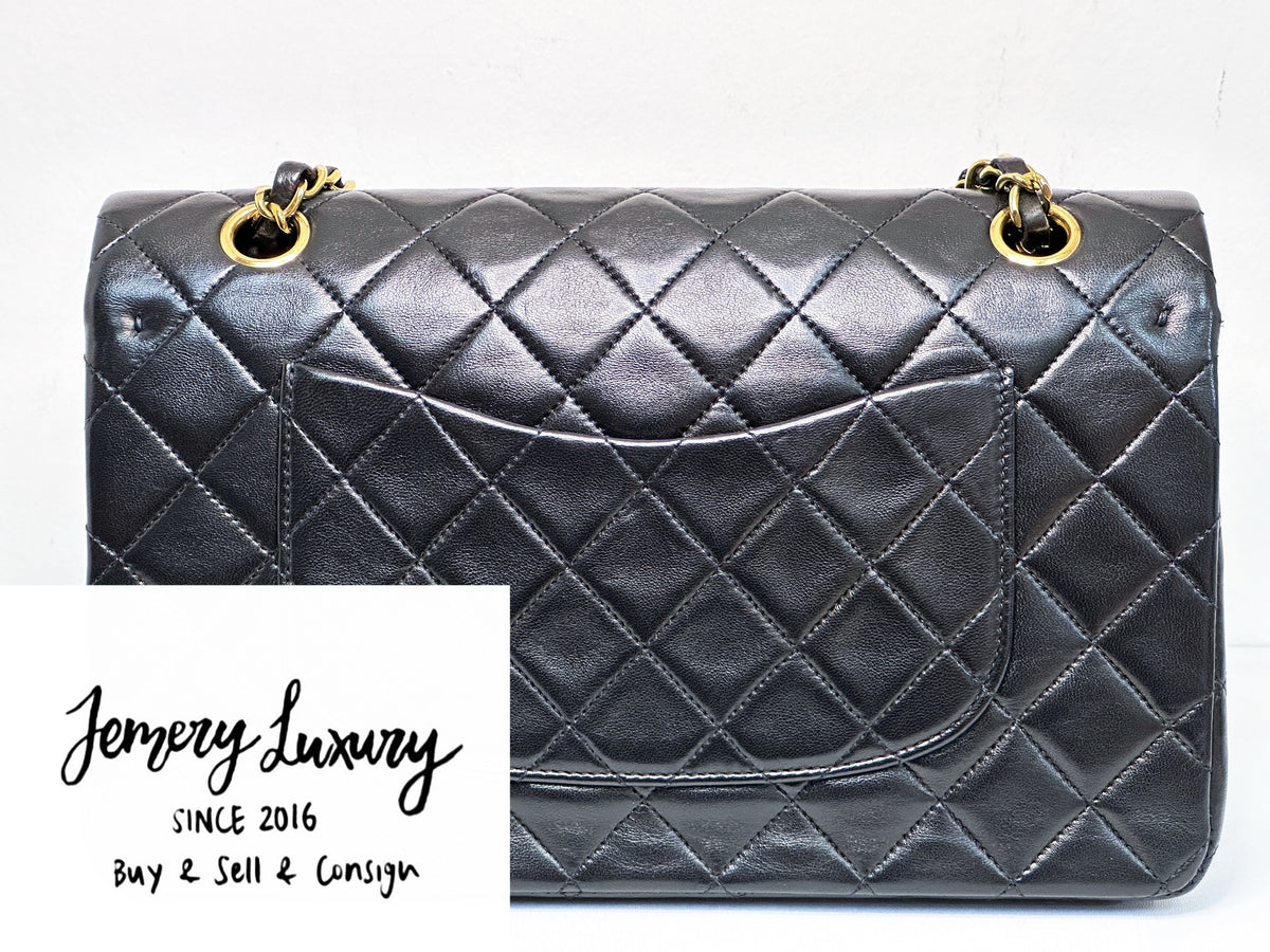 Chanel Vintage Black Quilted Lambskin Medium Classic Double Flap Bag 2843 holo card