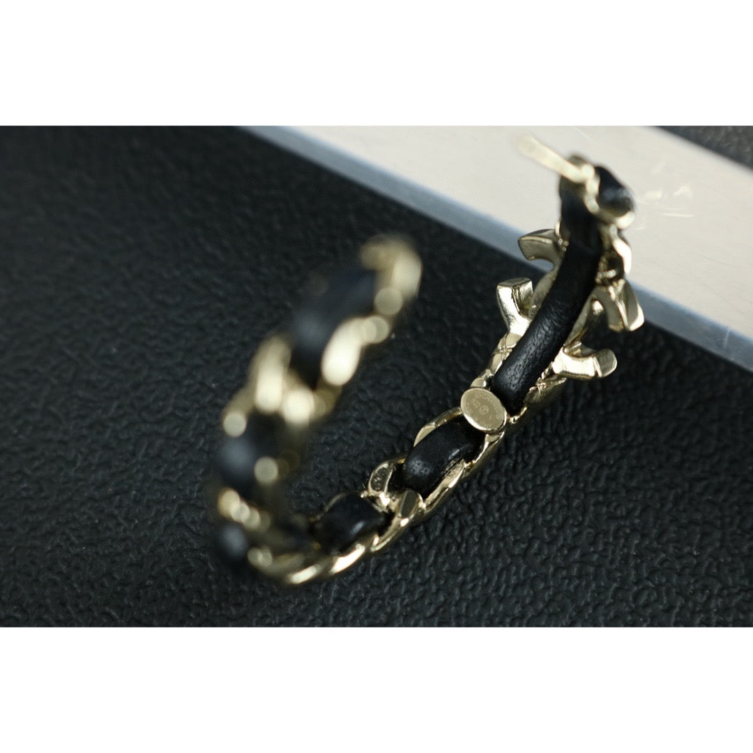 Excellent（Rank SA）｜ CHANEL Coco Mark Leather chain Earrings｜W25030117