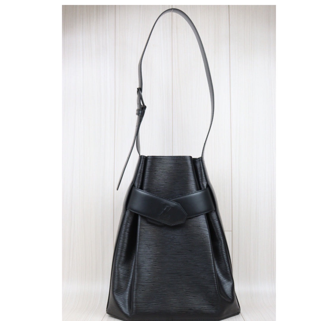 Rank A ｜ LV Epi GM Sack de Paul Shoulder Bag｜24041113
