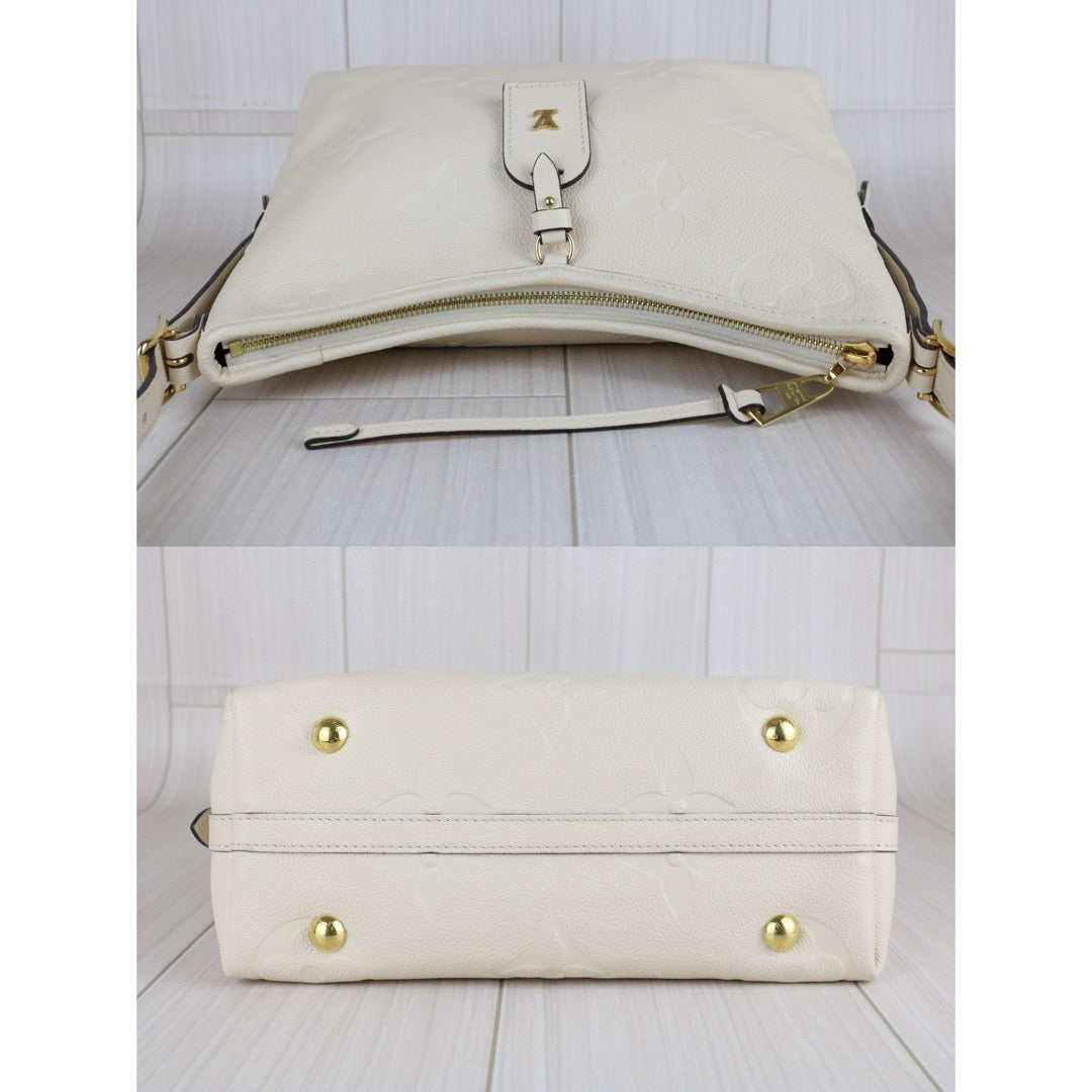 Very Good ( Rank A) ｜LV Monogram Leather Empreinte carryall PM White Shoulder Bag｜B25012202