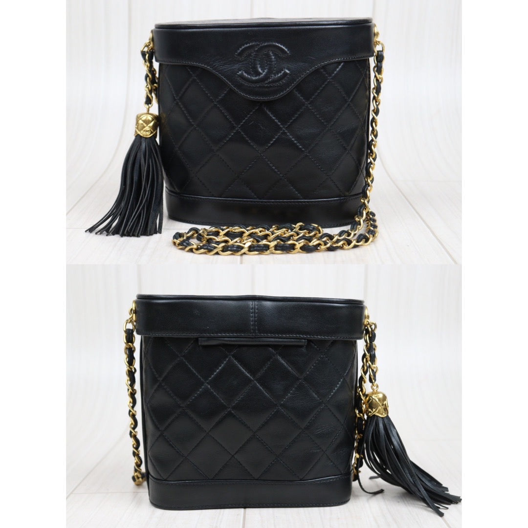 Rank AB ｜ CHANEL Vintage Matrasse 24K Gold Plating Shoulder Bag ｜23111626