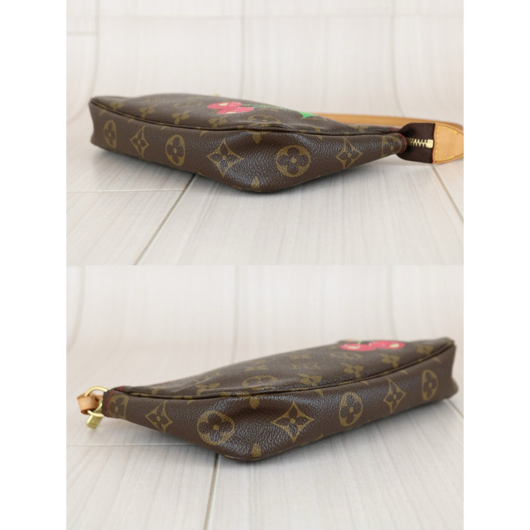 Very Good ( Rank A)｜ LV Takashi Murakam Cherry Monogram Pochette Accessoires ｜B25011008