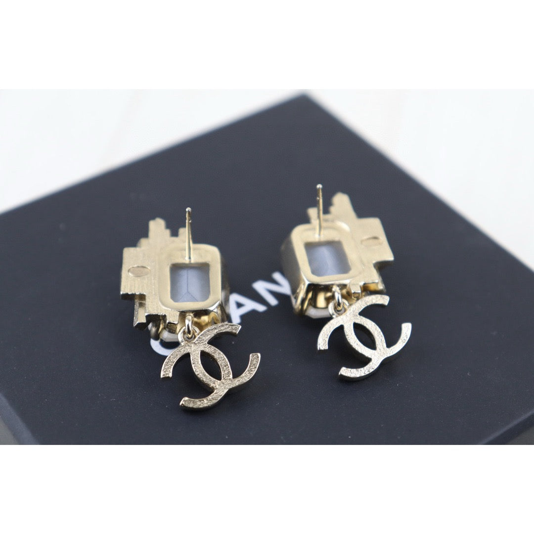 Very Good ( Rank A)｜CHANEL COCO Mark Sugar cube Rhinestone Earrings ｜H25011306