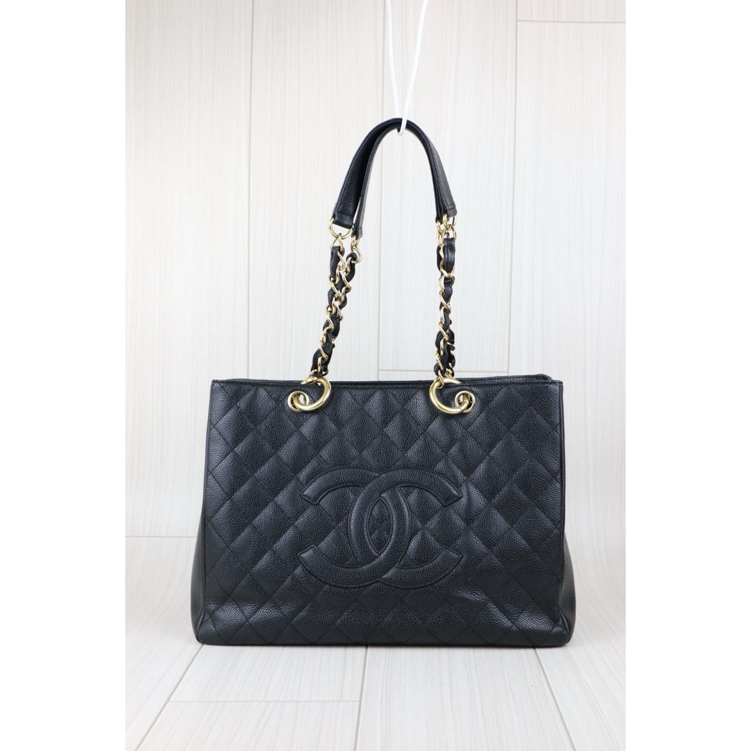 Good ( Rank AB)｜ CHANEL Matrasse GST Chain Tote Bag Caviar Skin Black  Made In 2004 -2005 Year｜J25060502
