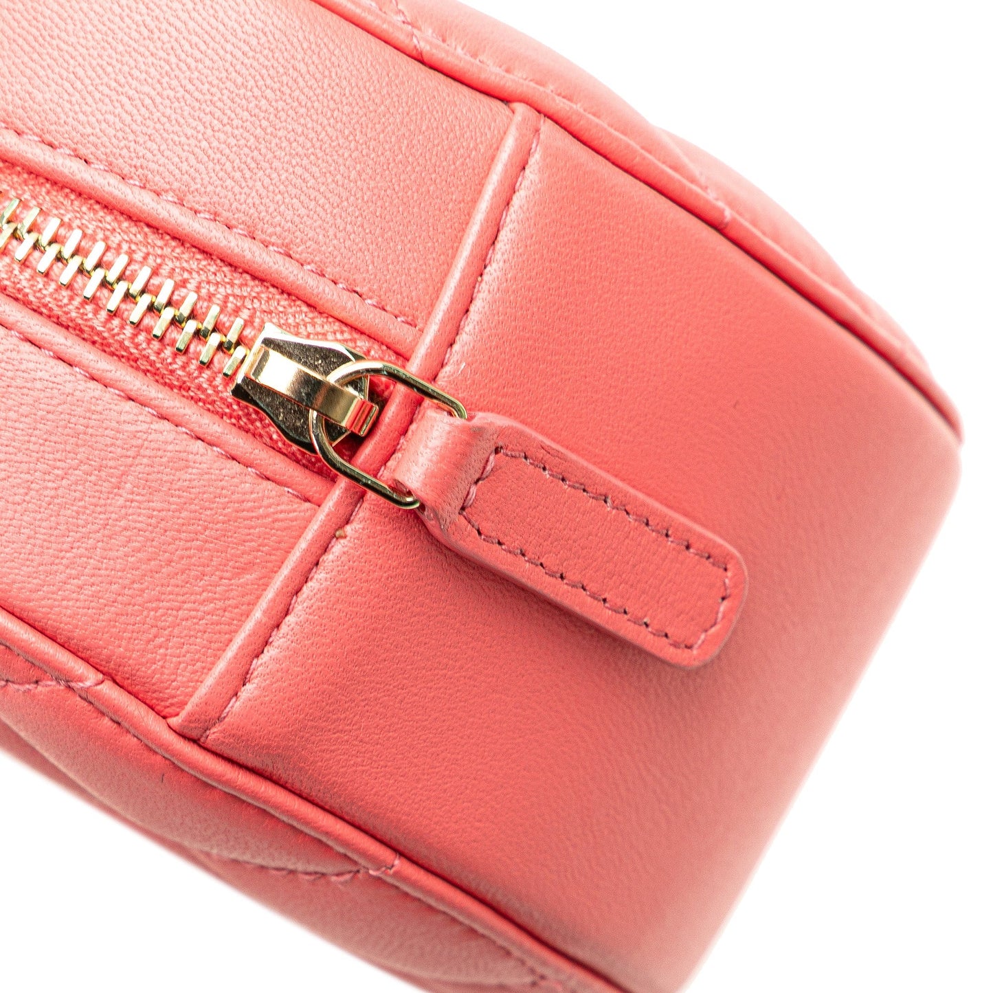 Pink Chanel CC Quilted Lambskin Pearl Crush Round Clutch with Chain Crossbody Bag