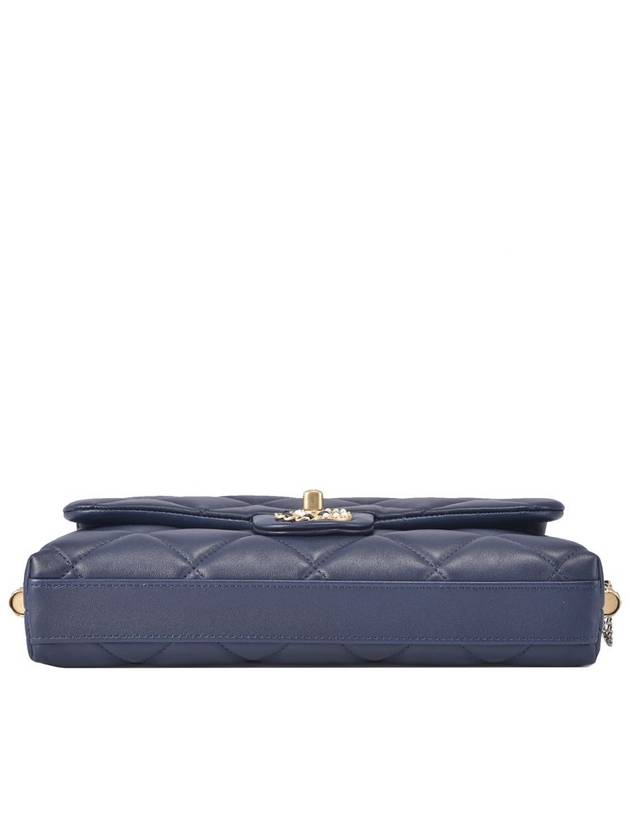 Women s Gold Metal Flap Bag AS2563 CD5104 Chanel