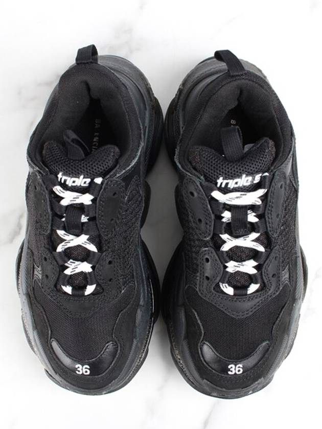 Luxury Balenciaga  Triple S sneakers 35 5 225