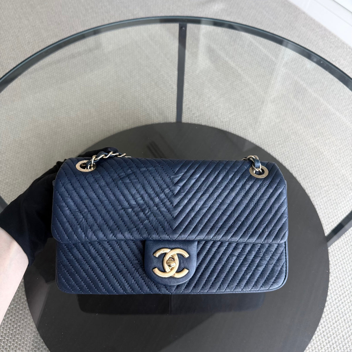Chanel Seasonal Flap Medium - 25CM Surpique CC Herringbone Medallion Flap Chevron Dark Navy Blue Gold Hardware Series 22