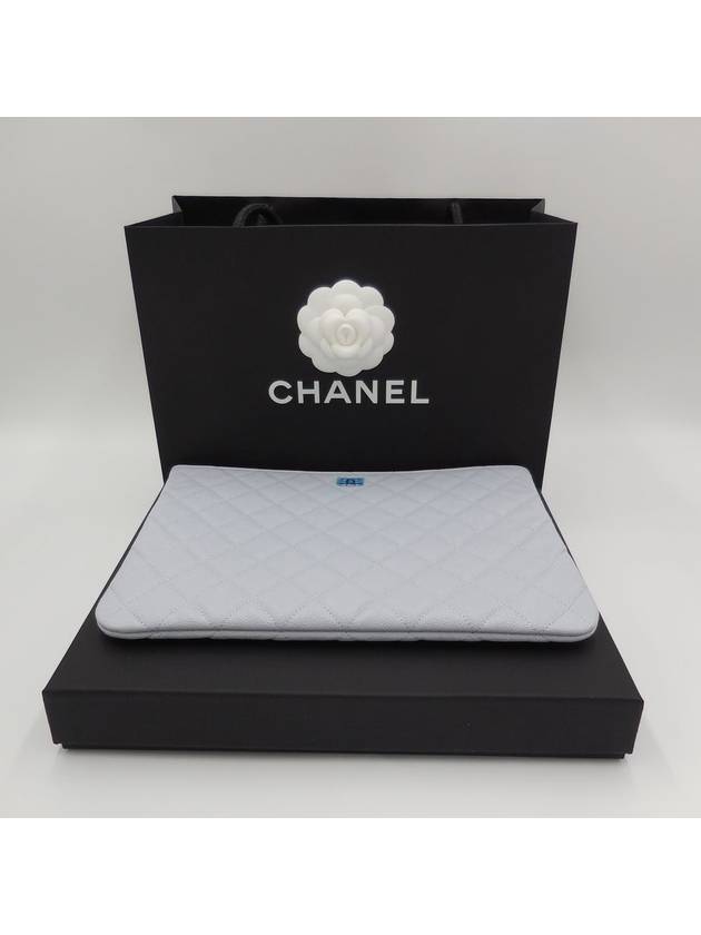 Classic Gold Hardware Logo Medium Caviar Clutch Bag Grey Chanel