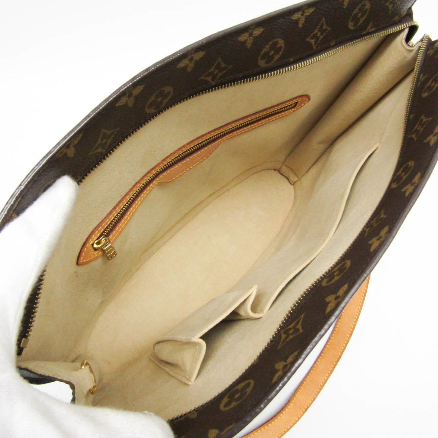 Louis Vuitton    Shoulder Bag