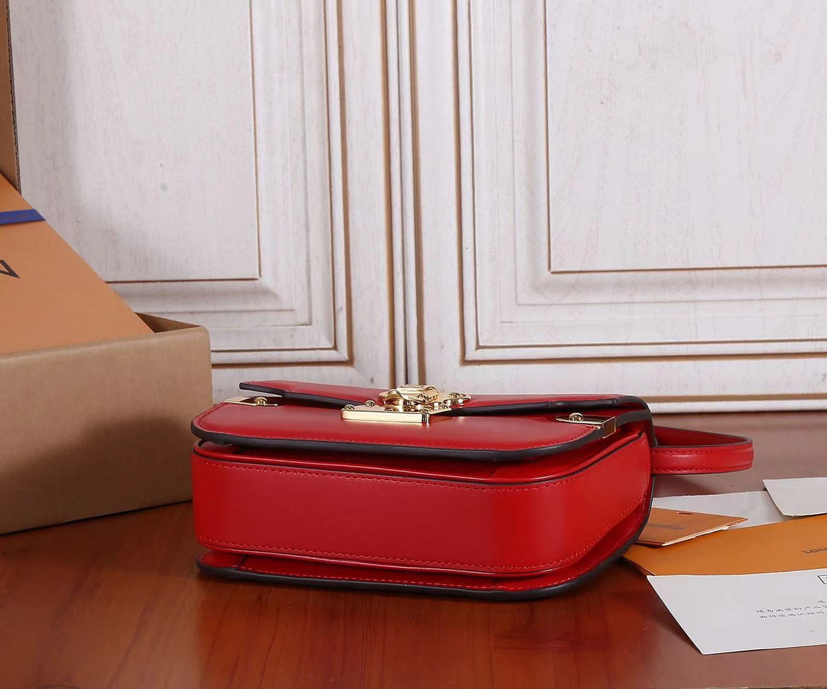 LB967 Orsay MM / 8.5 x 6.2 x 2inches / HIGHEST QUALITY VERSION