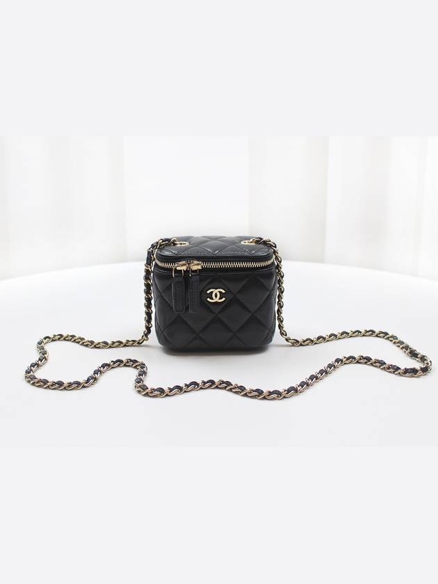 Classic chain square mini vanity bag black lambskin gold AP1340 Chanel
