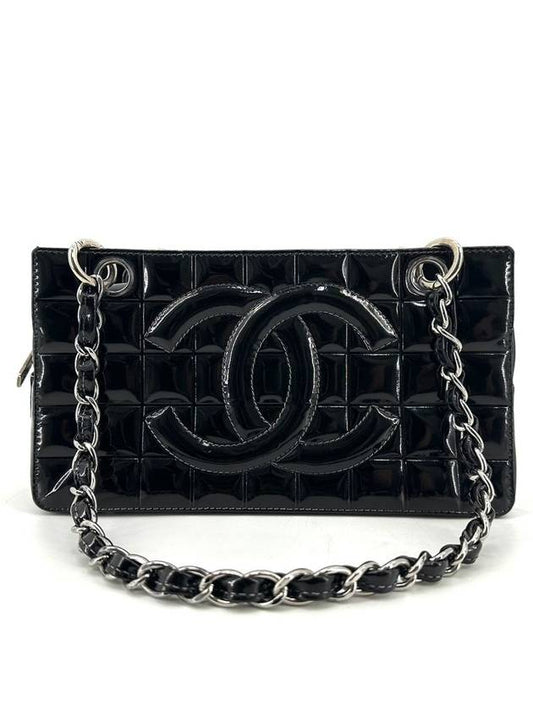 Chocolate bar patent mini chain shoulder bag Chanel