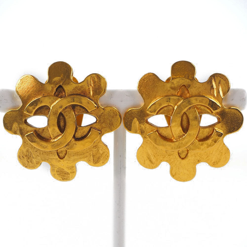 CHANEL Earring Plated Gold gold vintage flour COCO Mark Women Used