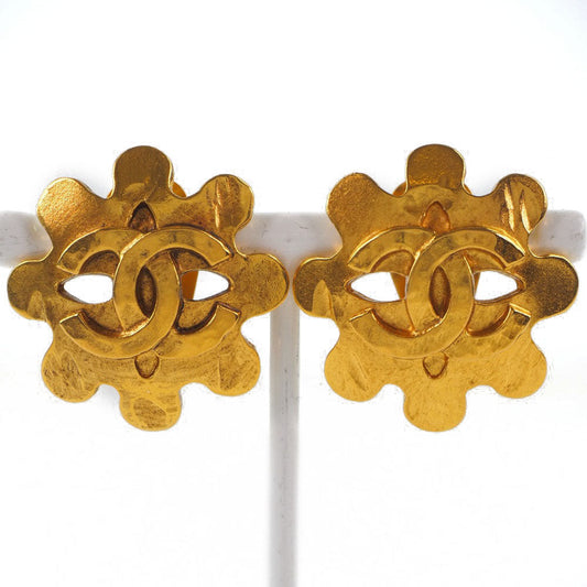 CHANEL Earring Plated Gold gold vintage flour COCO Mark Women Used