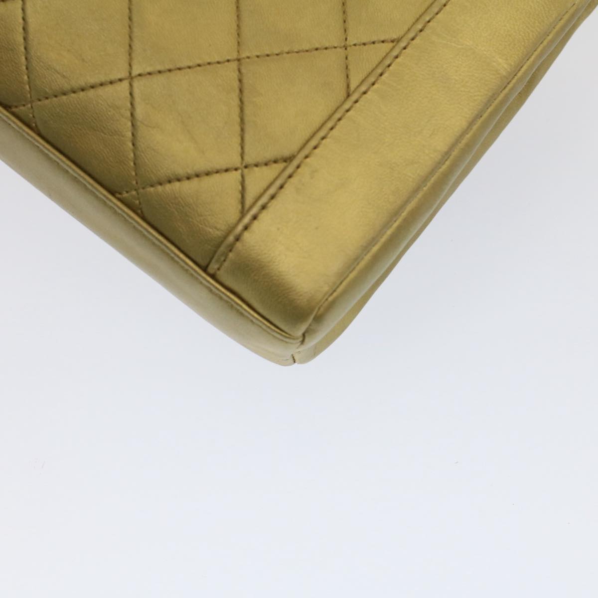 Top Quality Chanel Matelasse Turn Lock Chain Shoulder Bag Lamb Skin Gold CC Auth 51274A