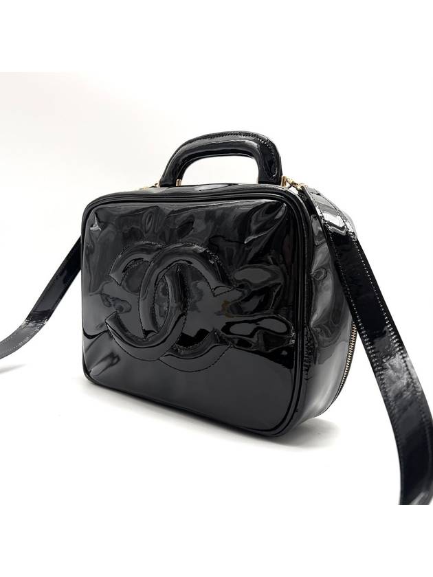 Patent cosmetic top handle tote bag and shoulder Chanel