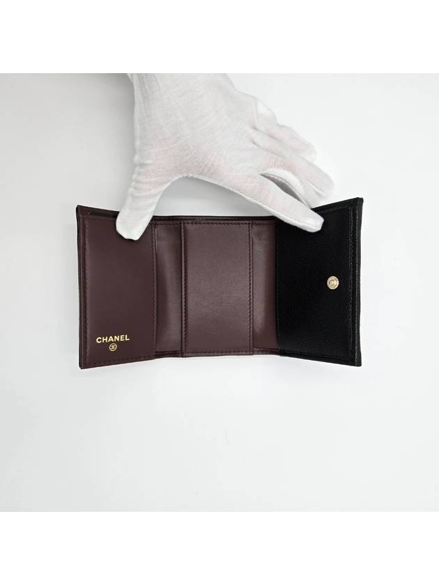 Classic Small Flap Wallet Grained Shiny Calfskin Gold Black Chanel