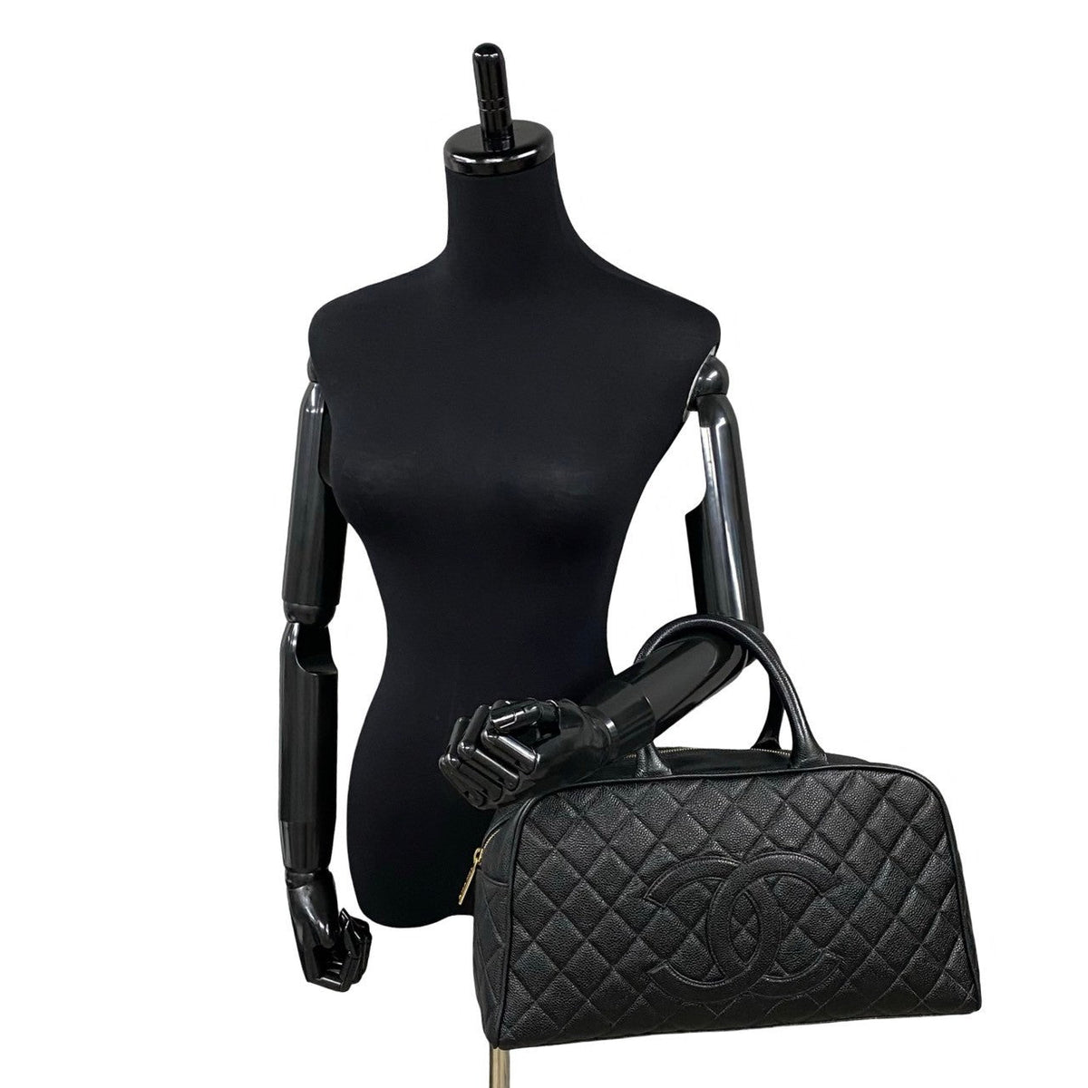 CHANEL Handbag Matt caviar skin black Caviar skin