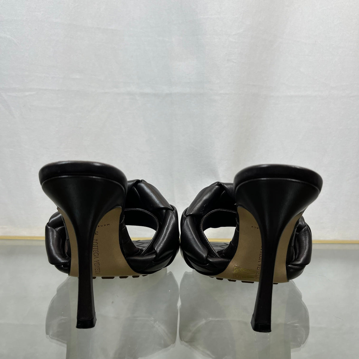 BOTTEGA VENETA Lido Intrecciato Woven Leather Brown Heels SZ 37