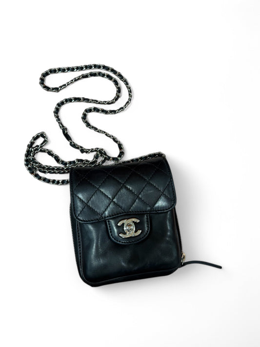 Chanel - Sac multi poches cuir noir
