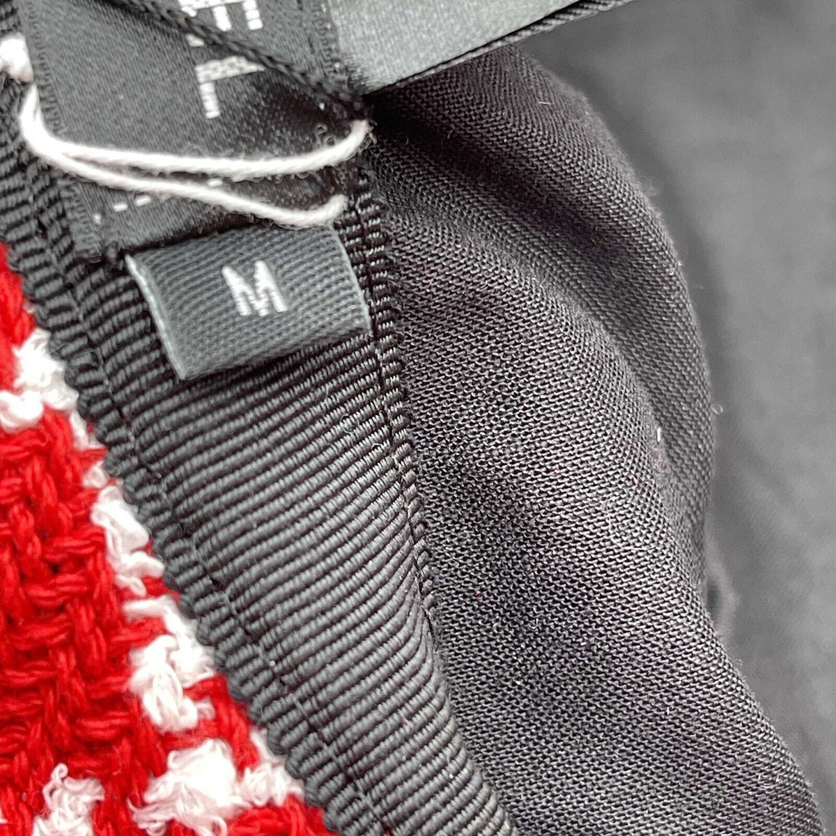 CHANEL NWT 23C RUNWAY Red White Fantasy Tweed Medium Bucket Hat Medium