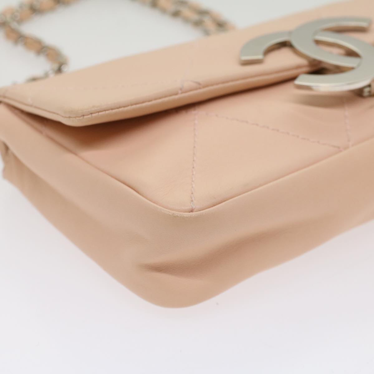 Top Quality Chanel Matelasse Chain Shoulder Bag Leather Pink CC Auth 53097