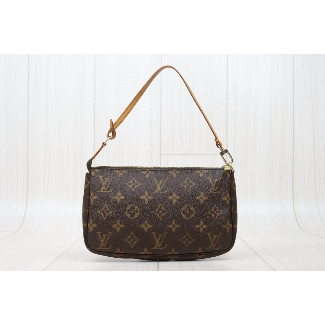 Good ( Rank AB)｜LV Monogram Pochette Accessoires ｜25031301