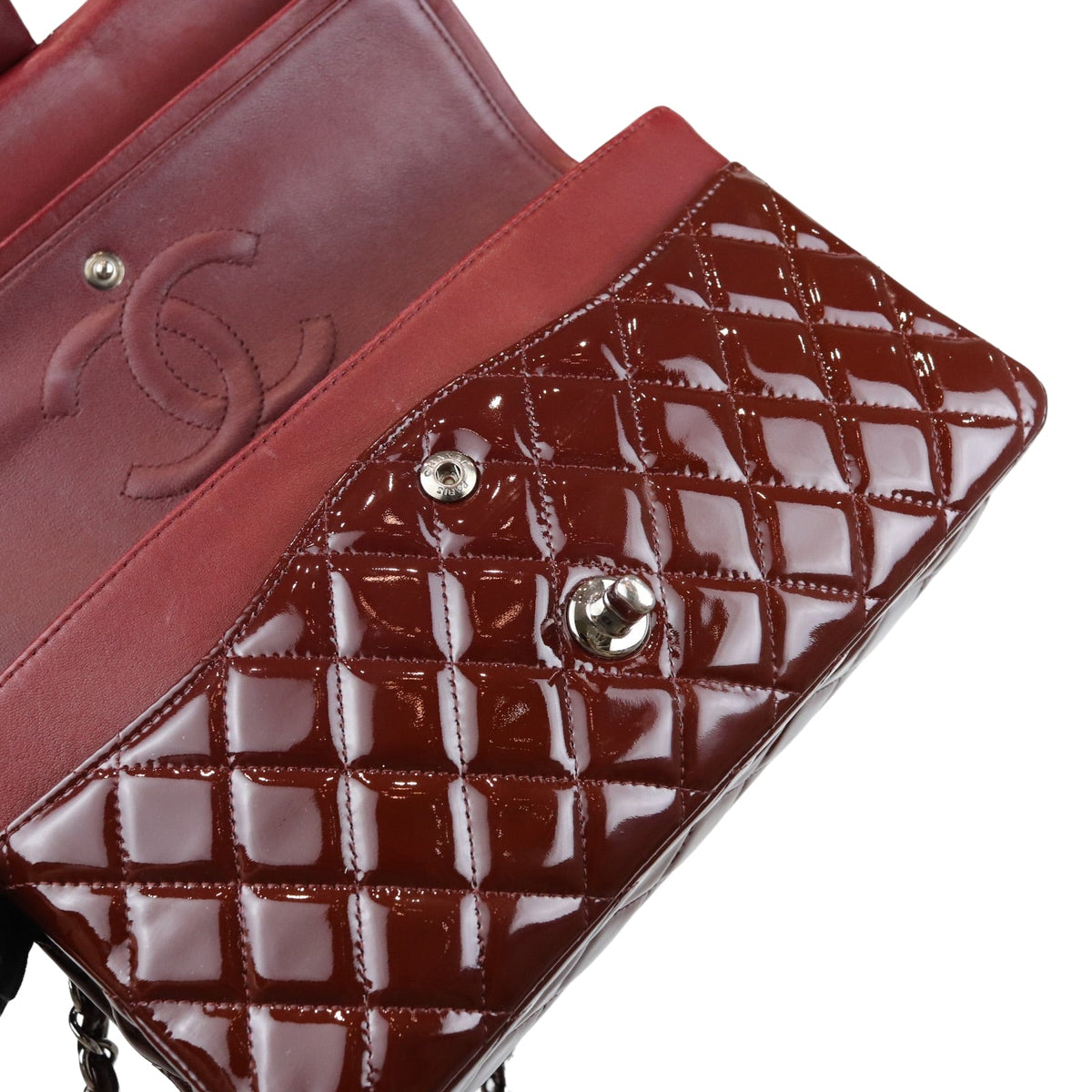 Medium Classic Flap Patent Burgundy SHW