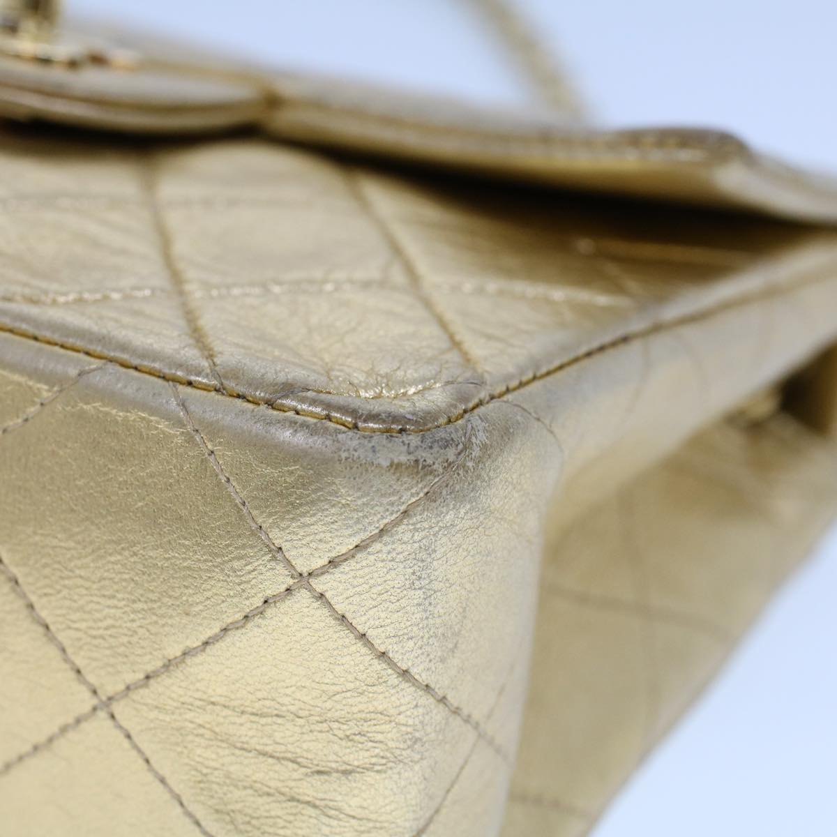 Top Quality Chanel Matelasse Turn Lock Chain Shoulder Bag Lamb Skin Gold CC Auth 53752A