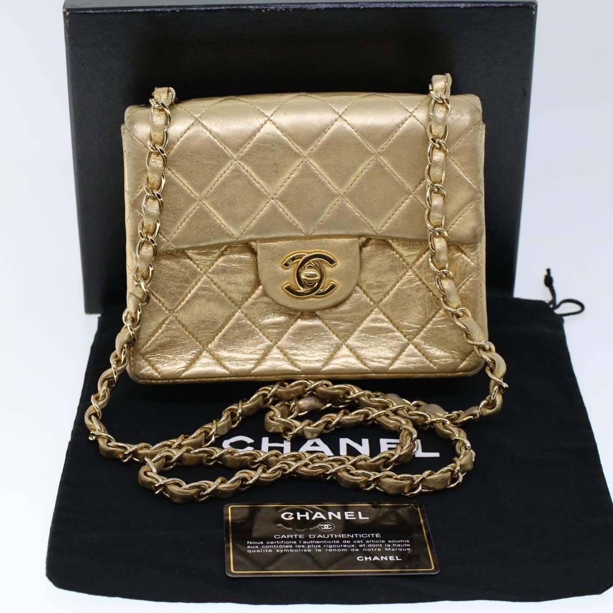 Top Quality Chanel Matelasse Turn Lock Chain Shoulder Bag Lamb Skin Gold CC Auth 53752A