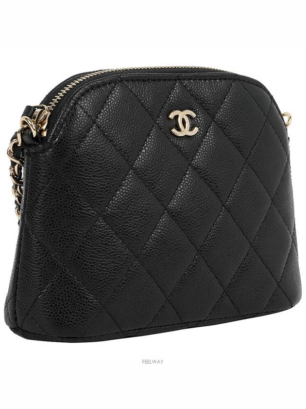 women cross bag Chanel