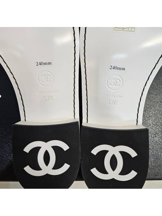 middle heel mule sandals Chanel
