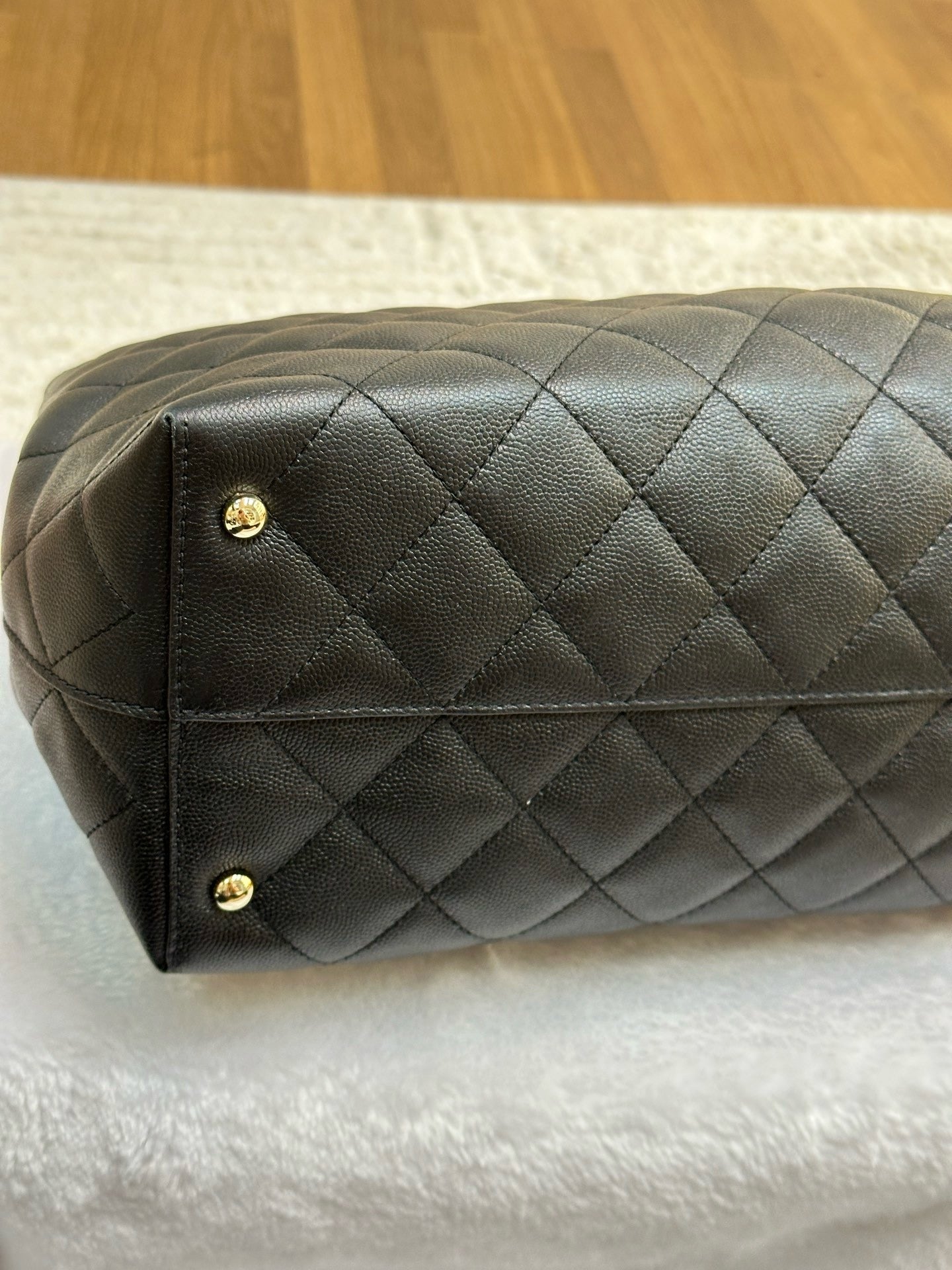 Chanel Medium Classic CC Shopping Tote Quilted Calfskin