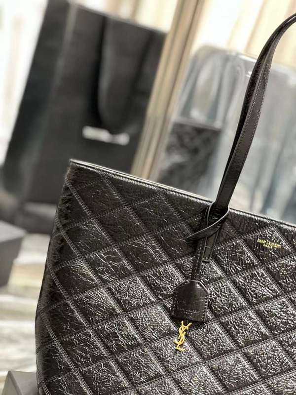 Yves Saint Laurent - Bags - The Wells Bags  545
