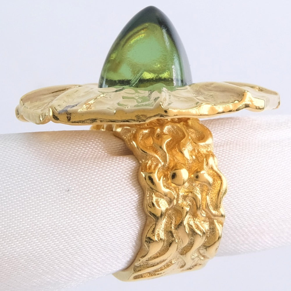 GUCCI Ring gold Green stone flower Women S (No. 13) Used