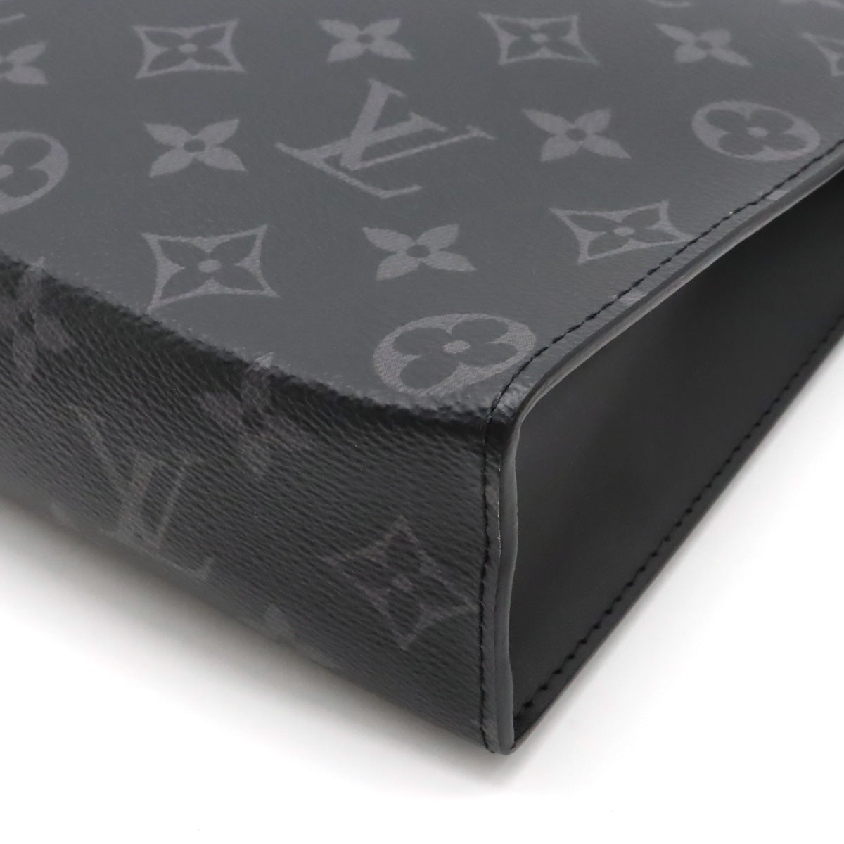 Louis Vuitton Monograms  Voyager MM Second Bag Louis Vuitton M61692