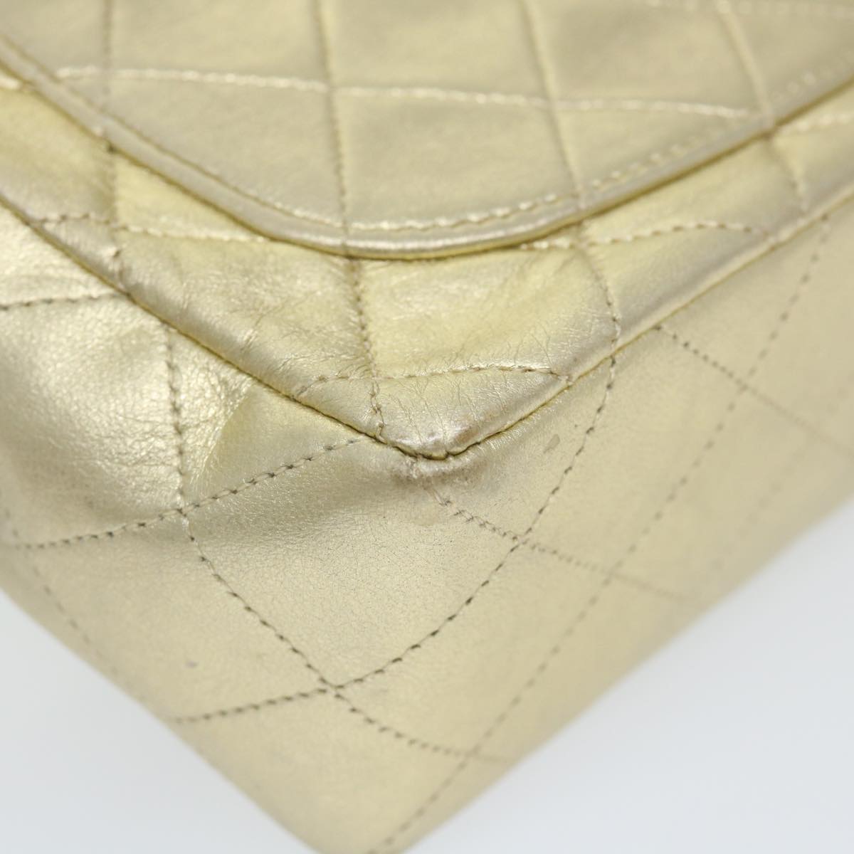 Top Quality Chanel Matelasse Chain Shoulder Bag Lamb Skin Gold CC Auth 58346A