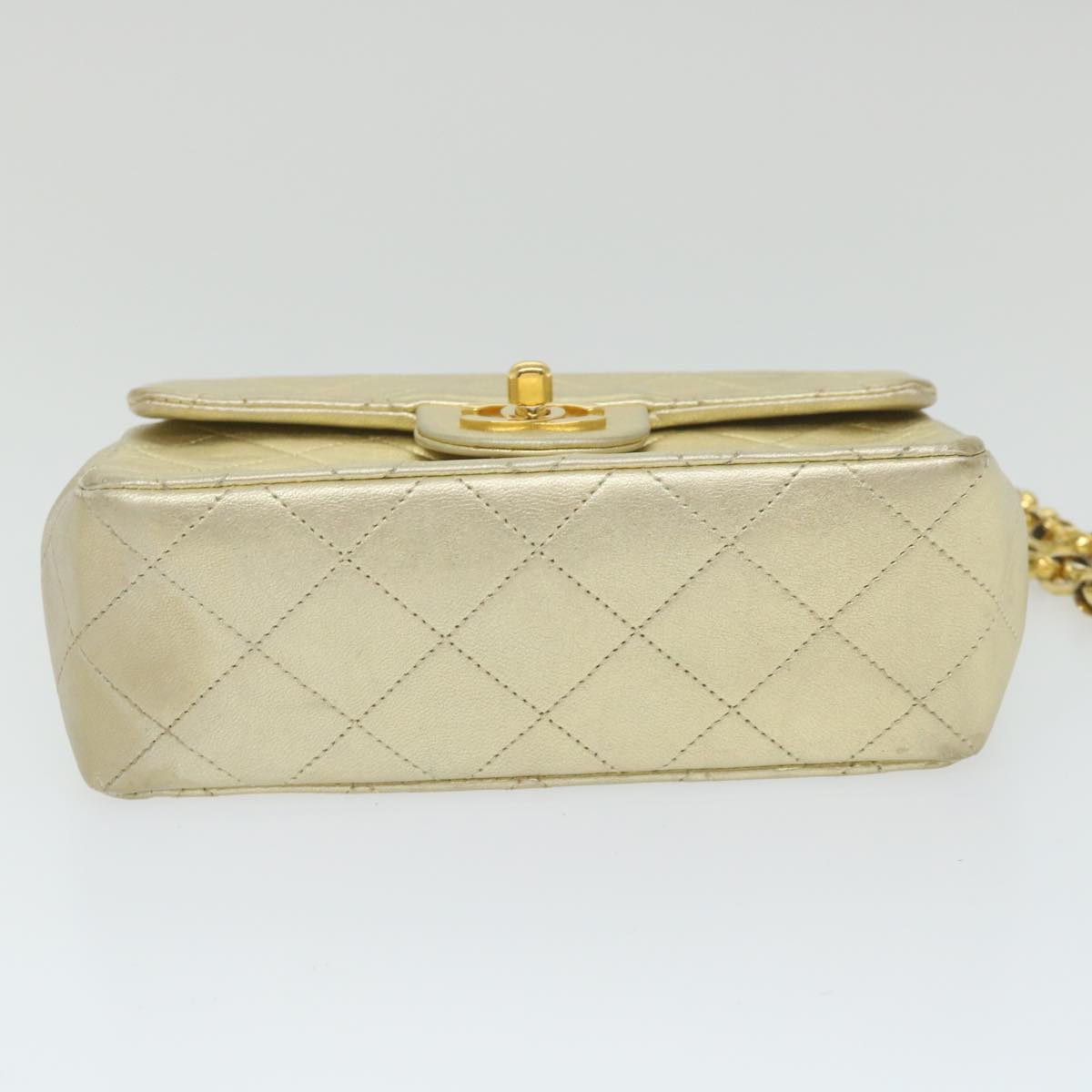 Top Quality Chanel Matelasse Chain Shoulder Bag Lamb Skin Gold CC Auth 58346A