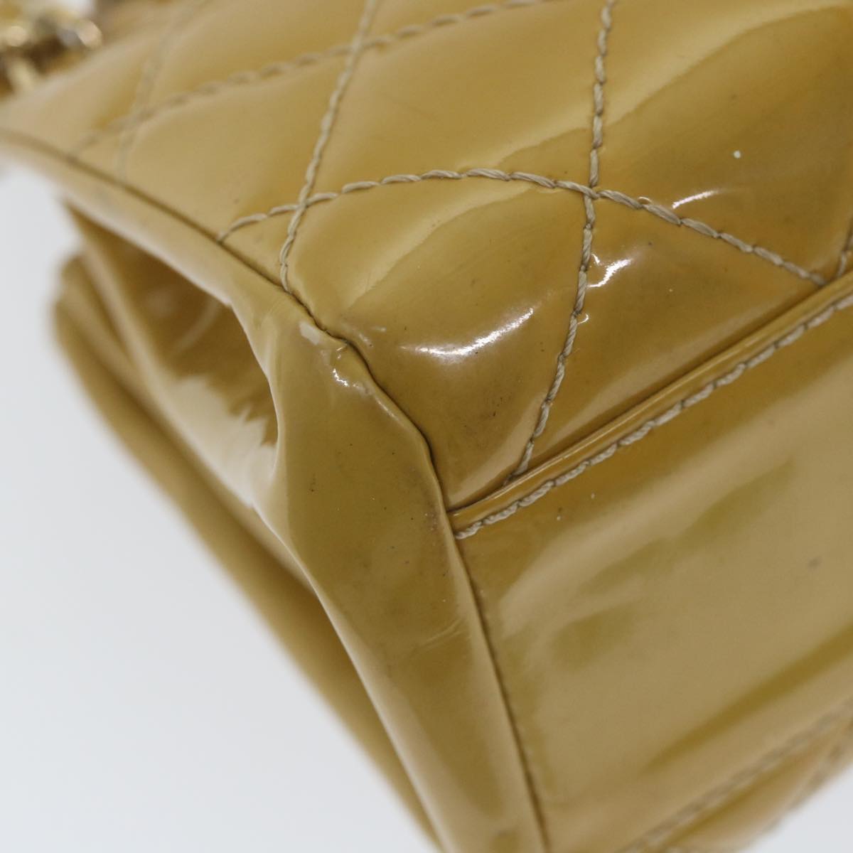 Top Quality Chanel Matelasse Chain Shoulder Bag Patent leather Yellow CC Auth 58350A