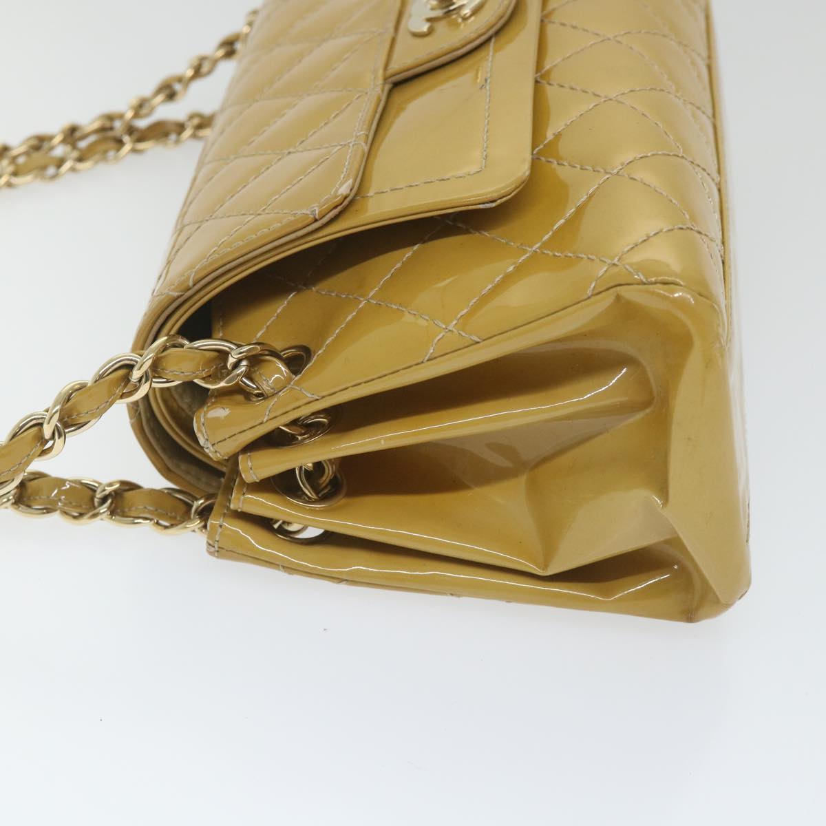 Top Quality Chanel Matelasse Chain Shoulder Bag Patent leather Yellow CC Auth 58350A