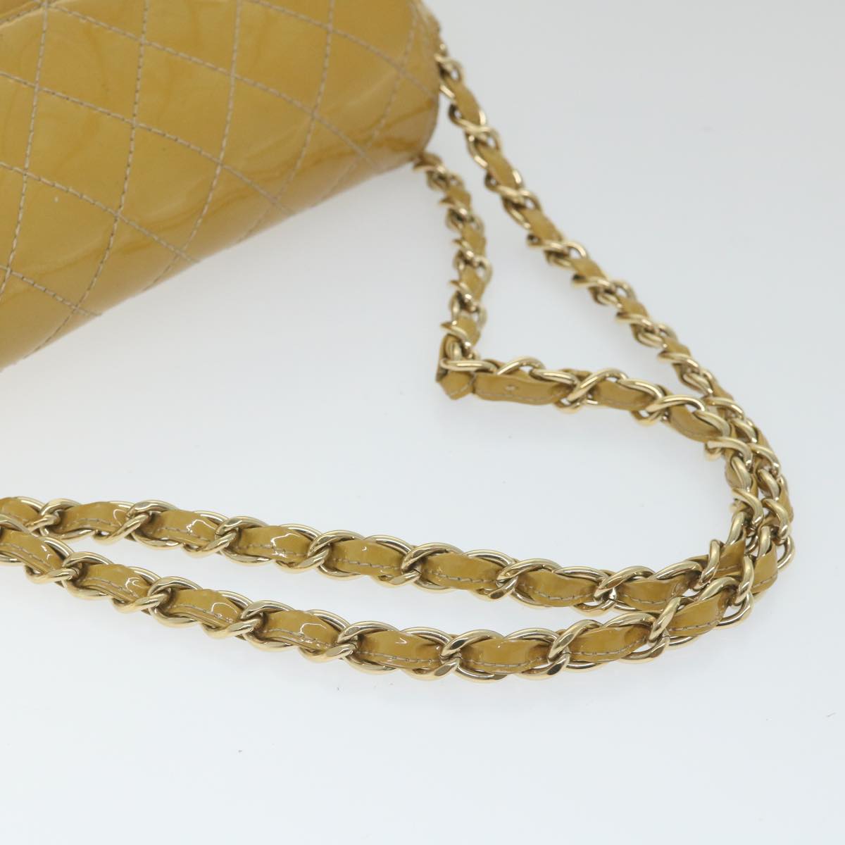 Top Quality Chanel Matelasse Chain Shoulder Bag Patent leather Yellow CC Auth 58350A