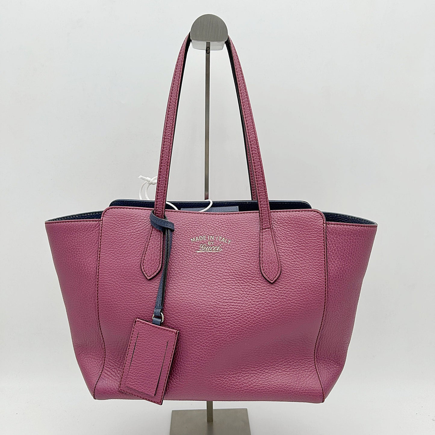 Gucci Leather Swing - Grey Shoulder Bags, Handbags  LA