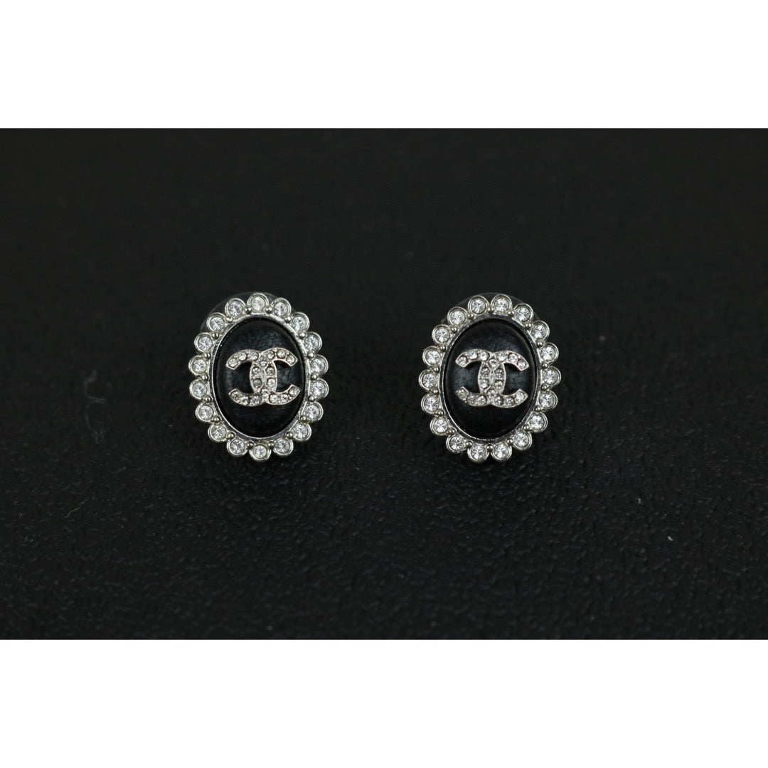 Excellent（Rank SA）｜ CHANEL Coco Mark Leather Rhinestone Earrings Silver｜F25022003