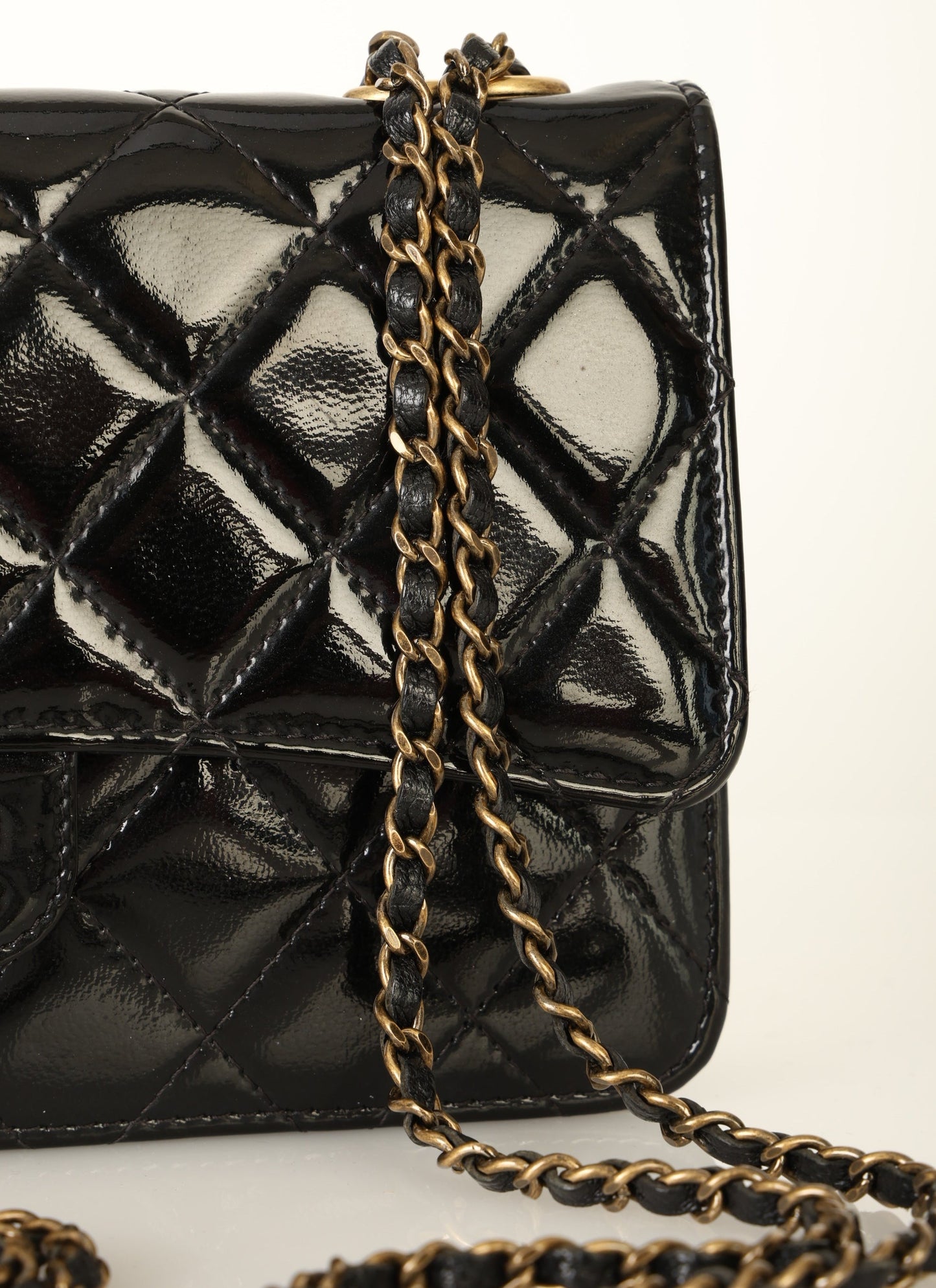 Chanel 2015 Patent Wallet on Chain