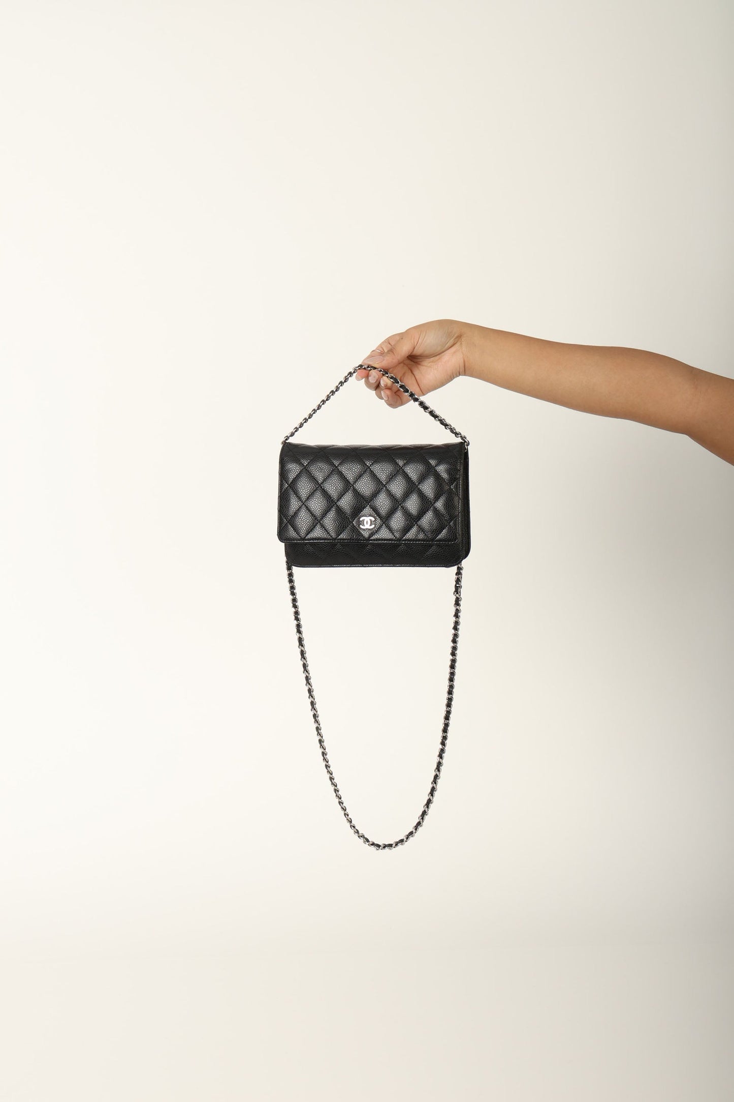 Chanel 2018 Caviar Wallet On Chain