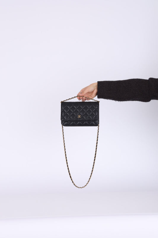 Chanel 2019 Caviar Wallet on Chain